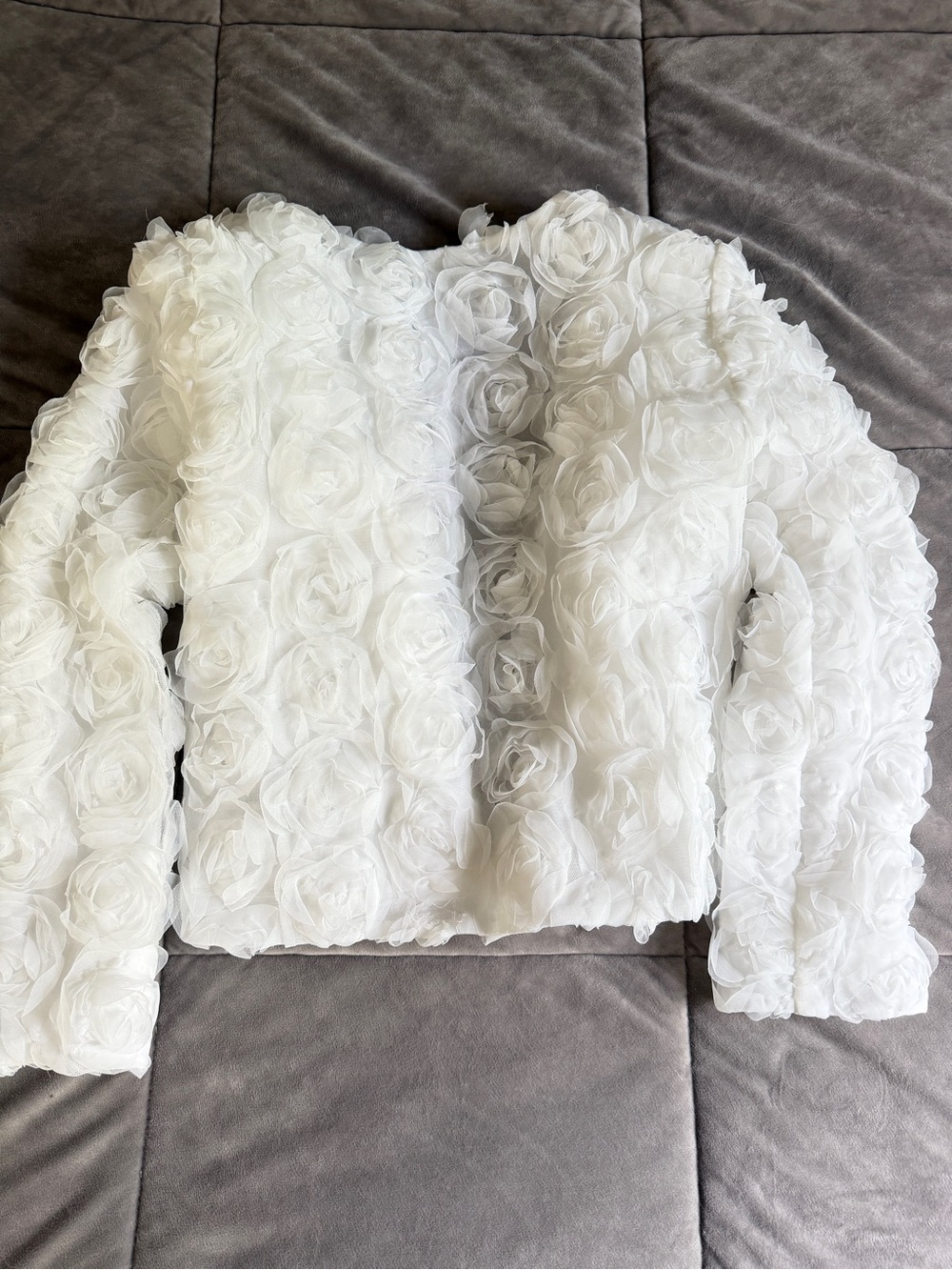 Emily 3D floral appliqué Embellished White Floral Rosette Jacket - Small - Picture 9 of 9